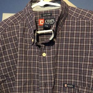 Mens long sleeve dress shirt. Chaps, Large.  Used, good condition.